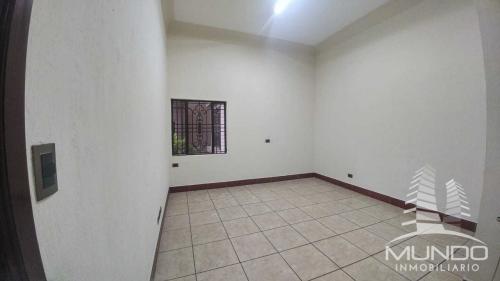 OFICINA EN RENTA EN ZONA 10