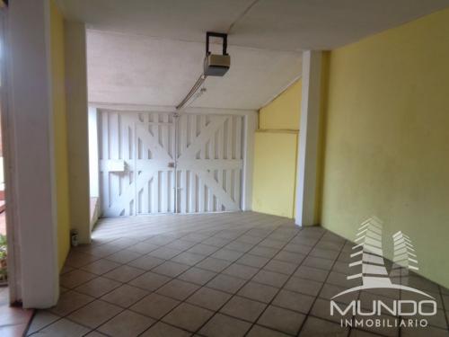 CASA EN VENTA EN ZONA 16