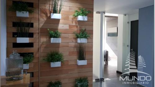 AMPLIA OFICINA EN VENTA EN ZONA 10