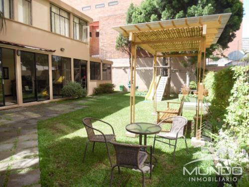 APARTAMENTO EN PRIMER NIVEL EN RENTA Y VENTA Z. 14