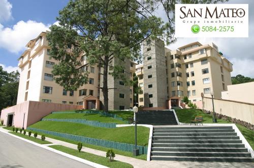 VENDO (Remato - Ganga) precioso APARTAMENTO de 3 habitaciones, 2 parqueos y cuarto de servicio en zona 7 de Mixco, cerca del Cementerio Las Flores