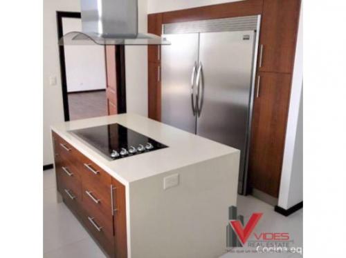 VENDO PENTHOUSE TIPO LOFT, PET FRIENDLY