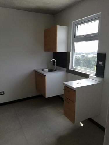 Alquilo apartamento pequeno en Zona 12 Torre Villa Sol