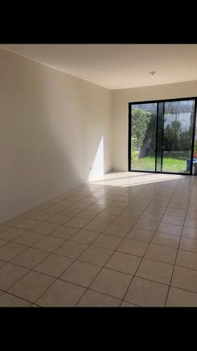 CASA EN ALQUILER ZONA 16, Q5,600 AL MES INCLUYENDO SERVICIOS