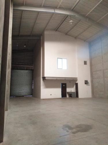 Ofibodega en El Naranjo, zona 4 de Mixco