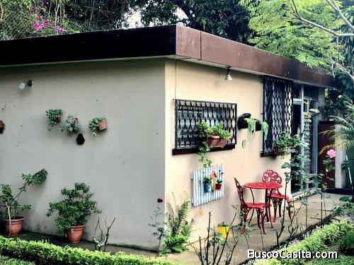 Apartamento semi-amueblado en renta zona 15 / Vista hermosa 2