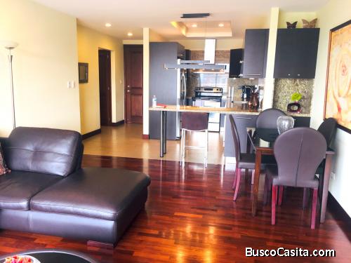 Apartamento amueblado y equipado en renta nivel alto zona 10