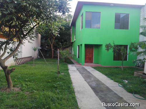 Zona 2 a 5 cuadras de C.C. Pradera