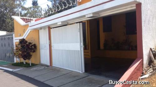 Vendo bonita casa grande 