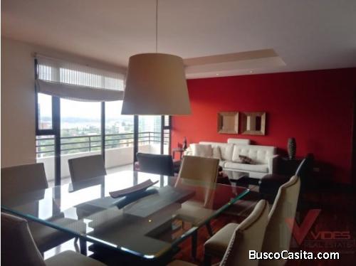 Renta Apartamento en 5 avenida zona 14. 