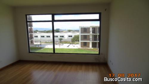 De venta bonito apartamento en Col. La Floresta zona 7, Guatemala, ciudad.