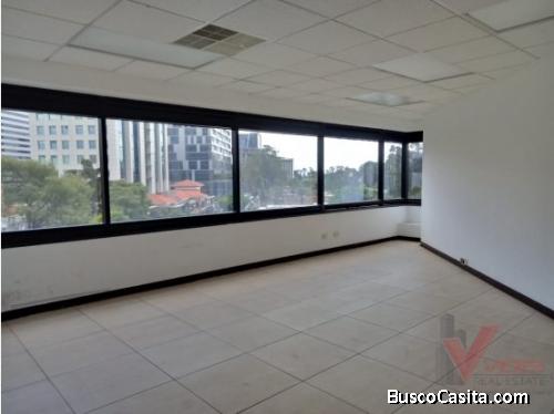 Renta Oficina en 13 calle zona 10