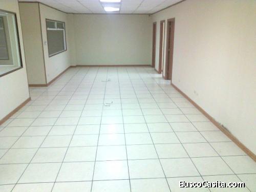 Bodega  en renta zona 12 / El Cortijo 1