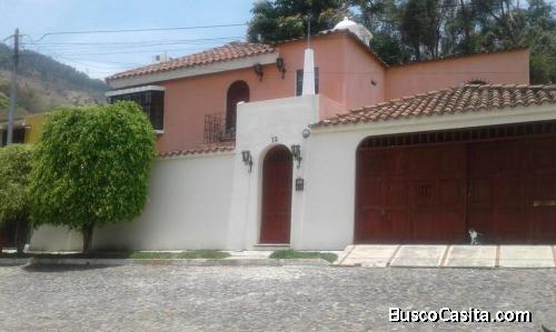 Vendo Casa dos niveles