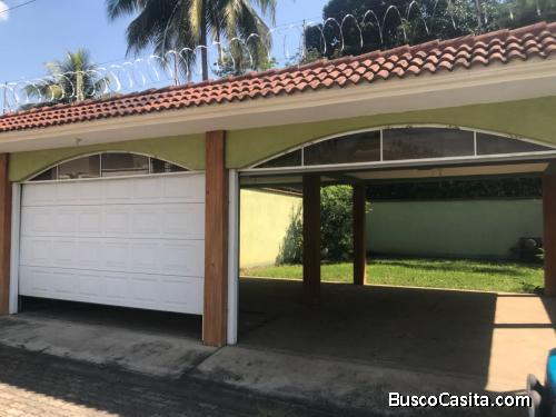 Casa en renta y venta de un nivel ubicada en Retalhuleu