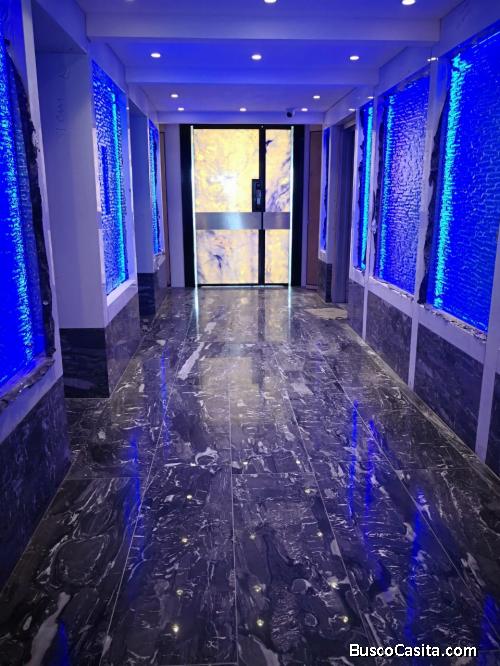 Penthouse en renta ubicado en zona 10