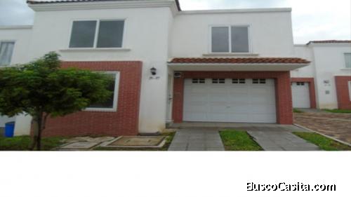 Vendo preciosa casa en Hacienda de las Flores, Villa Nueva, Guatemala