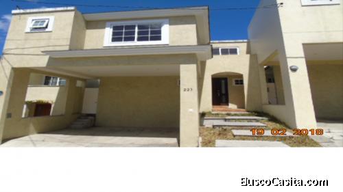 Vendo preciosa casa en km 19.5 Condominio Jarines de Arrazola, Fraijanes, Guatemala