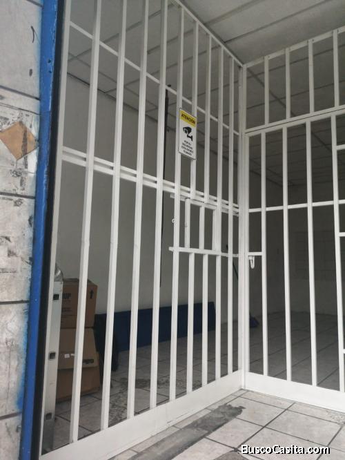 Local Comercial en Aguilar Batres Zona 11.