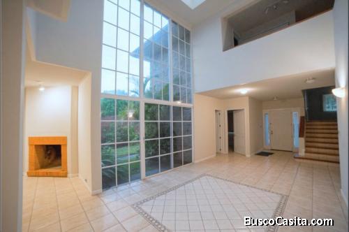 Lujosa casa en venta ubicada en Bosque de las Luces