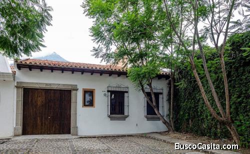 Casa en venta ubicada Antigua Guatemala 
