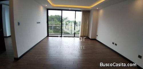 Apartamento en alquiler en zona 15 de 110 mts en $1200 de 2 habitaciones /código 449