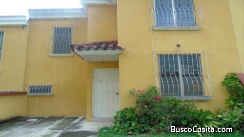 Vendo casa en Lotificación Agua Santa, Villa Canales, Guatemala.