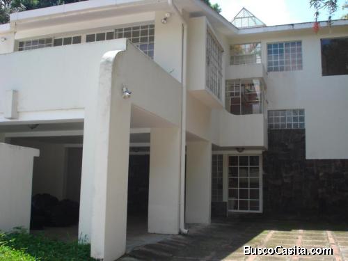 Casa en Venta y Renta Oakland Zona 10