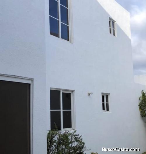 Casa en VENTA sobre Blvd. San Nicolás