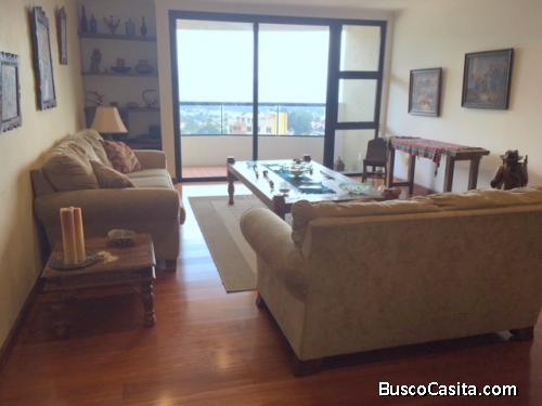 Apartamento Amueblado en renta en zona 14