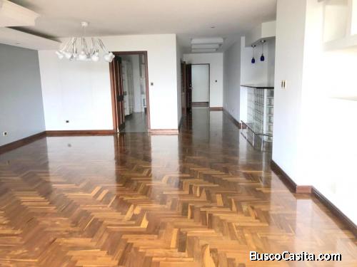 Apartamento en renta  zona 14 / Villa Mayor 