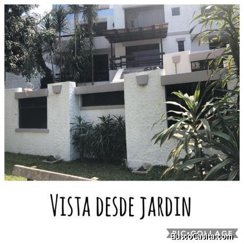 RENTA CASA FRENTE MULTIMEDICA EN ZONA 15