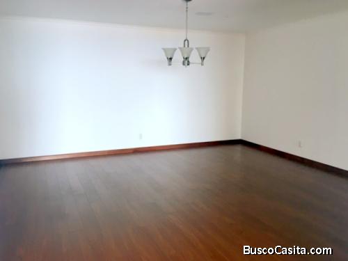Apartamento en renta  zona 15