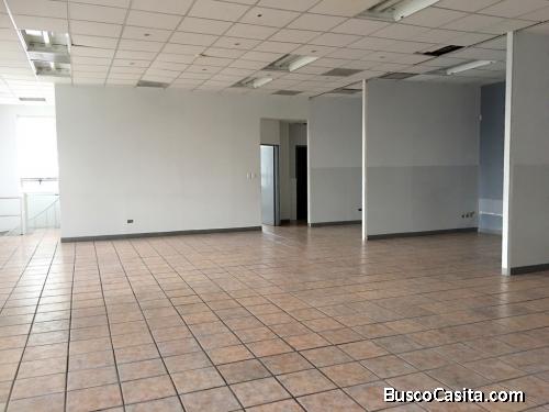 Oficina en renta Centro Corporativo Los Próceres