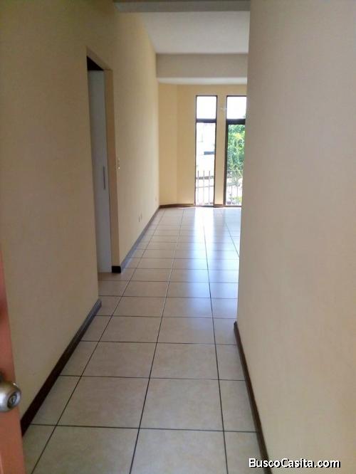 Apartamento en renta zona 4 de Mixco Condado el Naranjo 