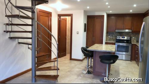 Apartamento amueblado en renta zona 16