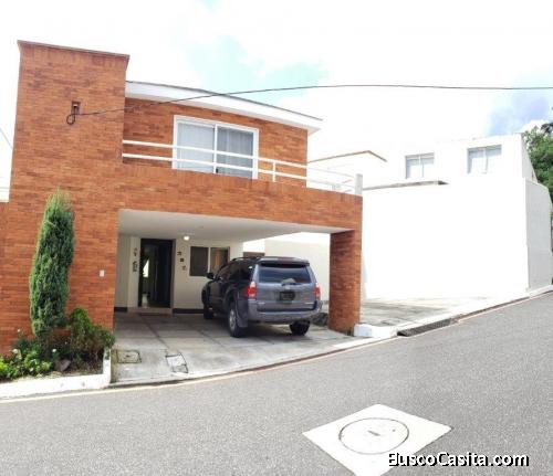 VENTA DE CASA EN CONDOMINIO RUTA AL ENCINAL