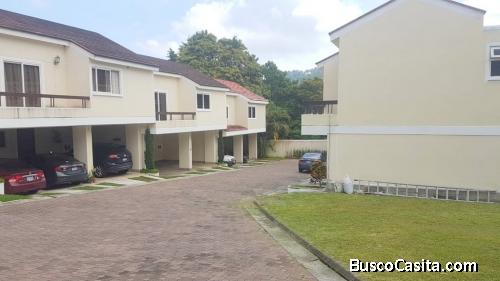 Casa en renta o  venta zona 16 / Cascadas de la montaña VH 4