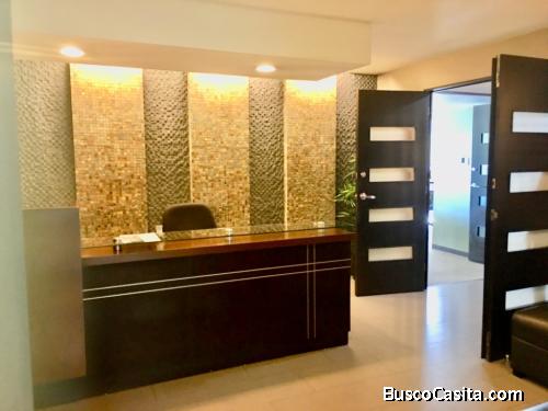 Oficina en renta amueblada zona 10