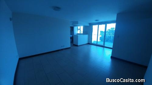 ZONA 14 APARTAMENTO EN RENTA AREA DE LA VILLA