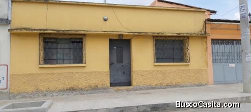 Casa en venta fuera de garita zona 7