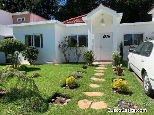 Casa de UN NIVEL en Condominio Km. 25 Carr. El Salvador
