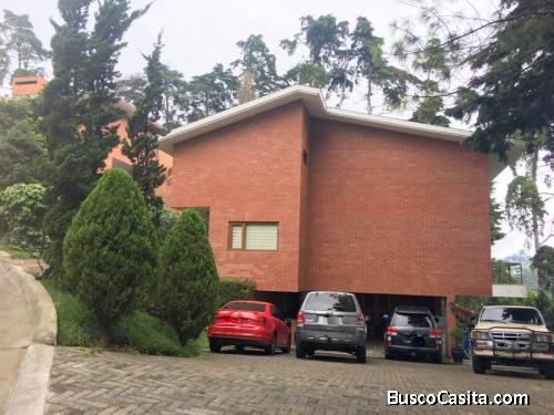 Hermosa casa en renta Bosques de las Luces