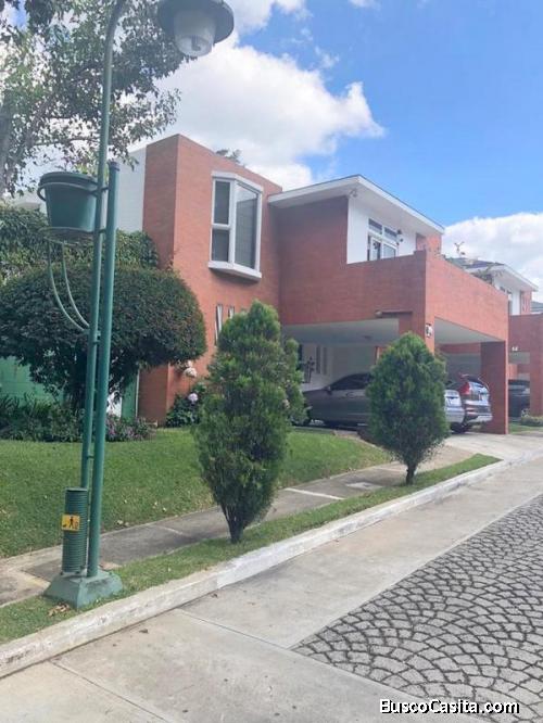 Casa en renta y venta  Villas del Bosque