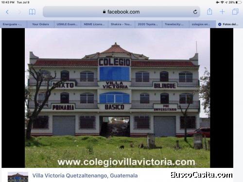 3 edificios con 37 Ambientes, 24 Baños, 4 Cuerdas, Piscina Climatizada, Frente Aeropuerto de Xela