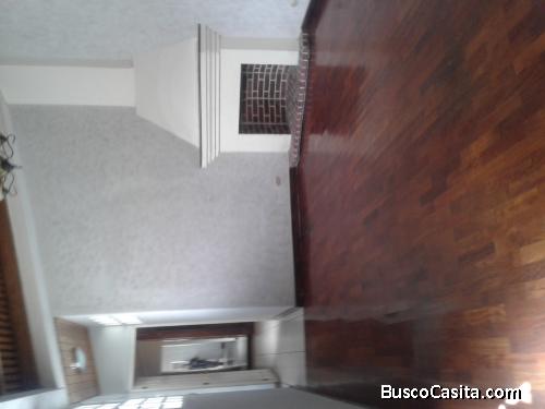 Casa para oficinas y/o bodega, zona 10, por pricesmart  750m2