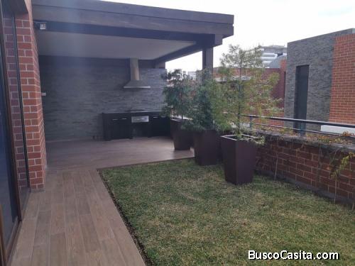 Venta de casa nueva en zona 15