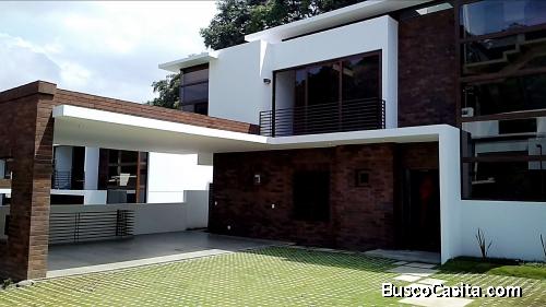 Se vende y renta en Condominio Exclusivo en Cayalá z.16