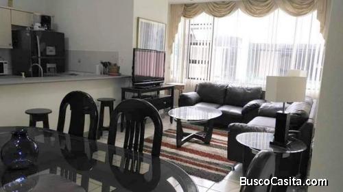 Apartamento en renta  amueblado y equipado zona 14