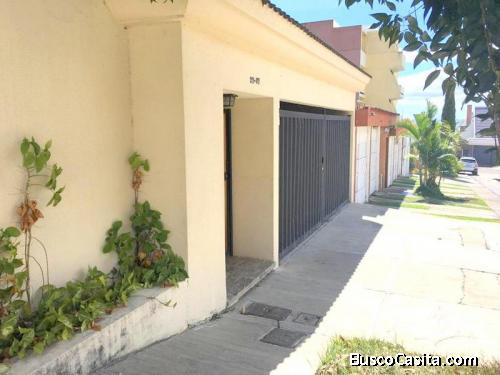 Casa en renta zona 13 Elgin 2